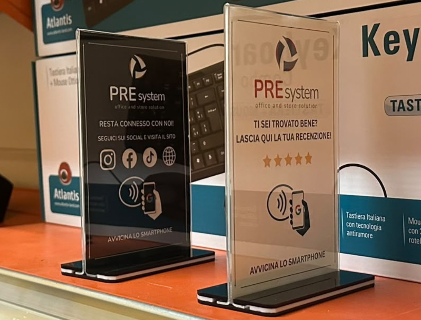 Espositore NFC PERSONALIZZABILE per recenzioni/social (PREMIUM) - immagine 3